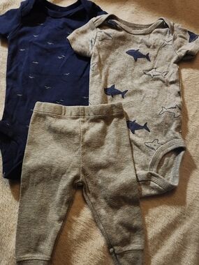 Baby Shark-Print & Solid Navy One-Piece Set with Gray Pants